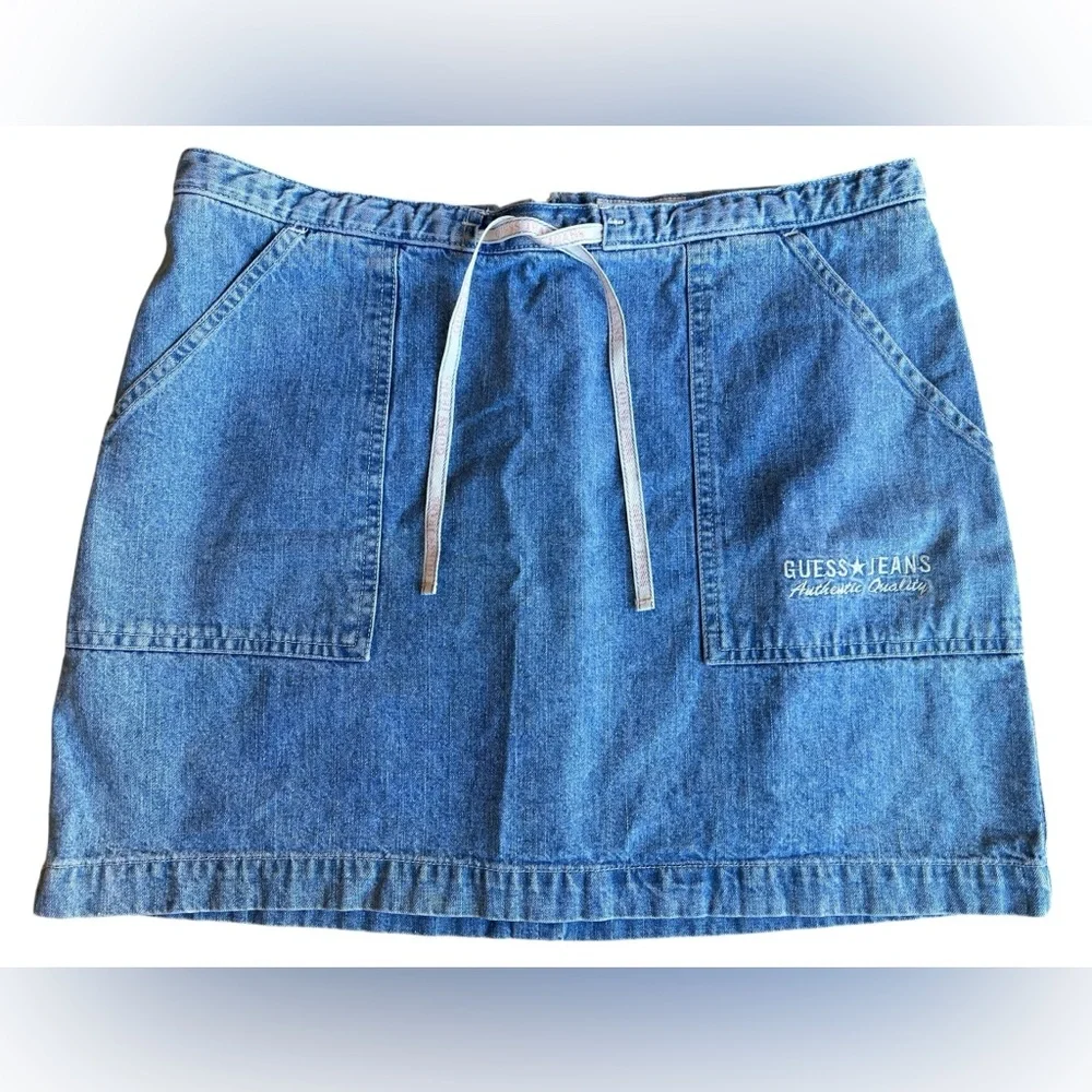 VTG GUESS Y2K 90s Denim Mini Skirt Embroidered Logo Made in Mexico Sz M Retro
